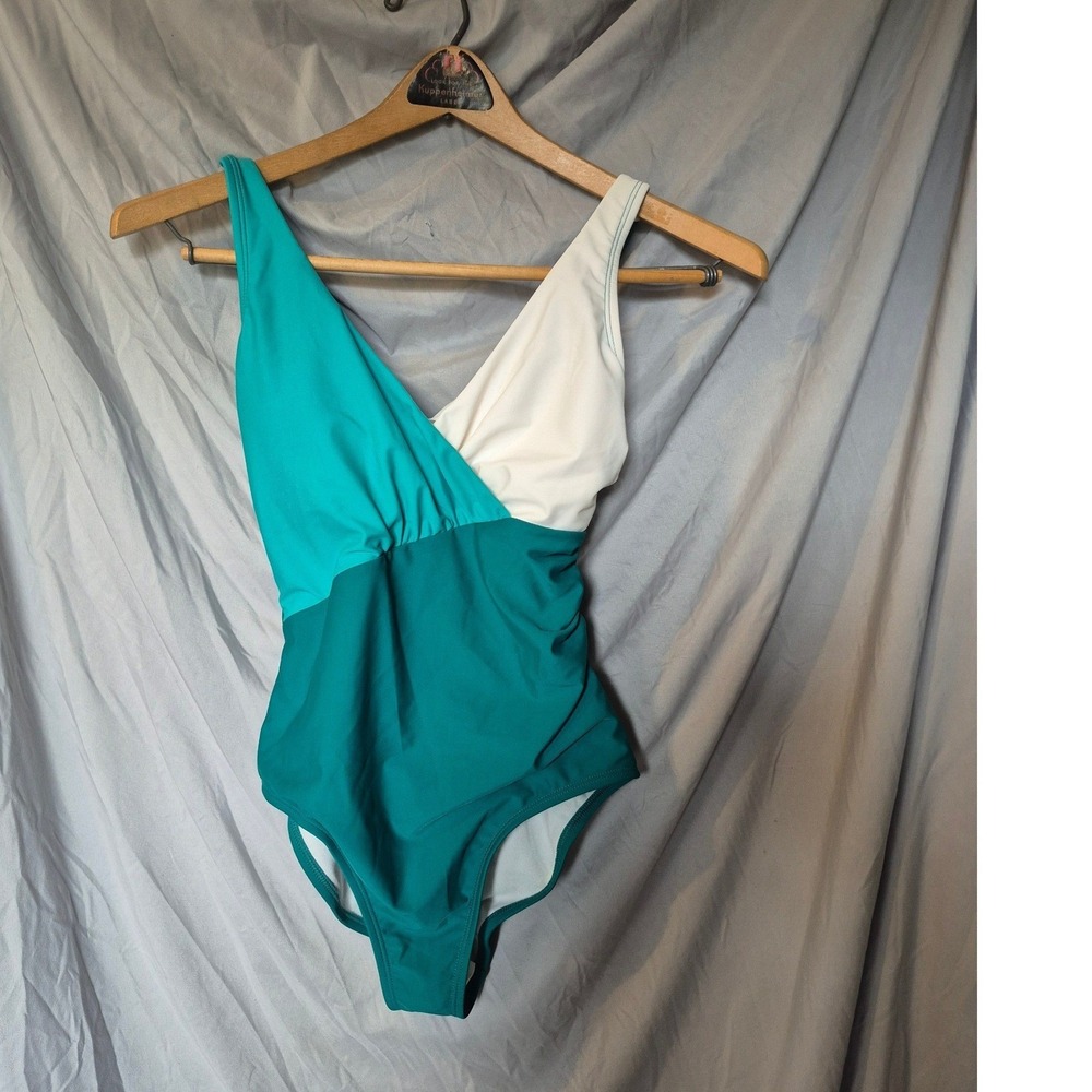 Women Colorblock One Piece Swimsuit Shade & Shore XS